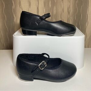 🌺 Revolution Dance Toddler Girl's 11 Black Matte Buckle Tap Shoes